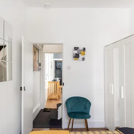 Cozy Apartment In Prime Central London Notting Hill Exterior photo