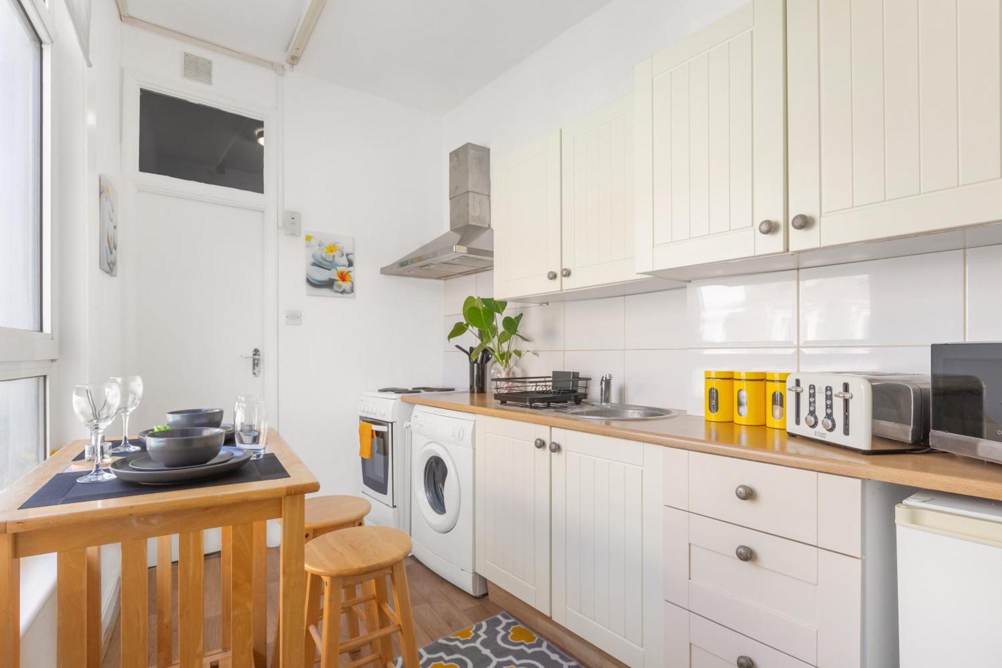 Cozy In Prime Notting Hill Лондон